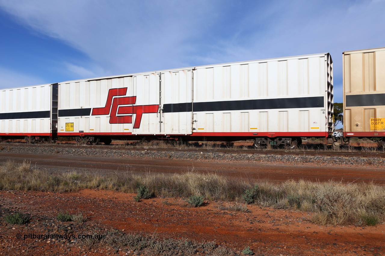 160523 2826
Parkeston, SCT train 7GP1 which operates from Parkes NSW (Goobang Junction) to Perth, PBHY type covered van PBHY 0070 Greater Freighter, built by CSR Meishan Rolling Stock Co China in 2014.
Keywords: PBHY-type;PBHY0070;CSR-Meishan-China;