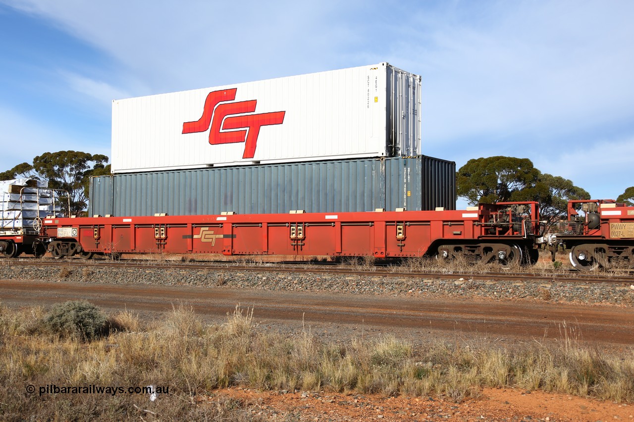 160523 2834
Parkeston, SCT train 7GP1 which operates from Parkes NSW (Goobang Junction) to Perth, PWWY type 100 tonne well waggon PWWY 0019 is one of forty well waggons built by Bradken NSW for SCT, loaded with a 48' MFG1 box SCFU 407016 and a 40' 4EG1 SCT 40226.
Keywords: PWWY-type;PWWY0019;Bradken-NSW;