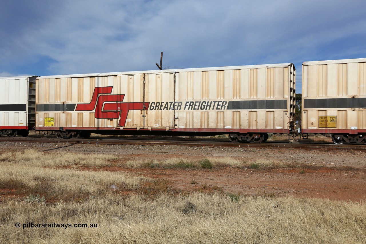 160523 2887
Parkeston, SCT train 7GP1 which operates from Parkes NSW (Goobang Junction) to Perth, PBHY type covered van PBHY 0003 Greater Freighter, one of thirty five units built by Gemco WA in 2005.
Keywords: PBHY-type;PBHY0003;Gemco-WA;