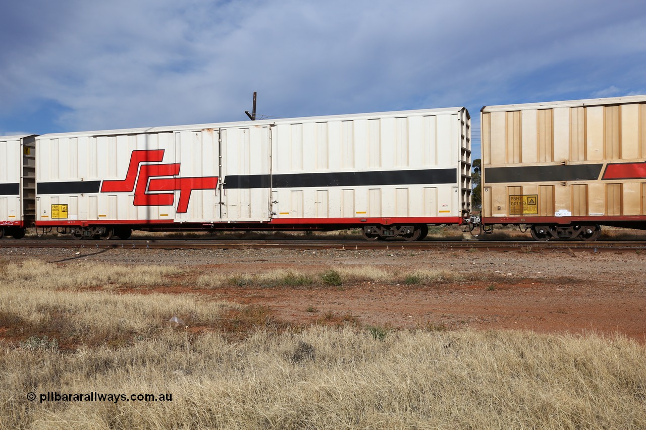 160523 2896
Parkeston, SCT train 7GP1 which operates from Parkes NSW (Goobang Junction) to Perth, PBHY type covered van PBHY 0069 Greater Freighter, built by CSR Meishan Rolling Stock Co China in 2014 without the Greater Freighter signage.
Keywords: PBHY-type;PBHY0069;CSR-Meishan-China;