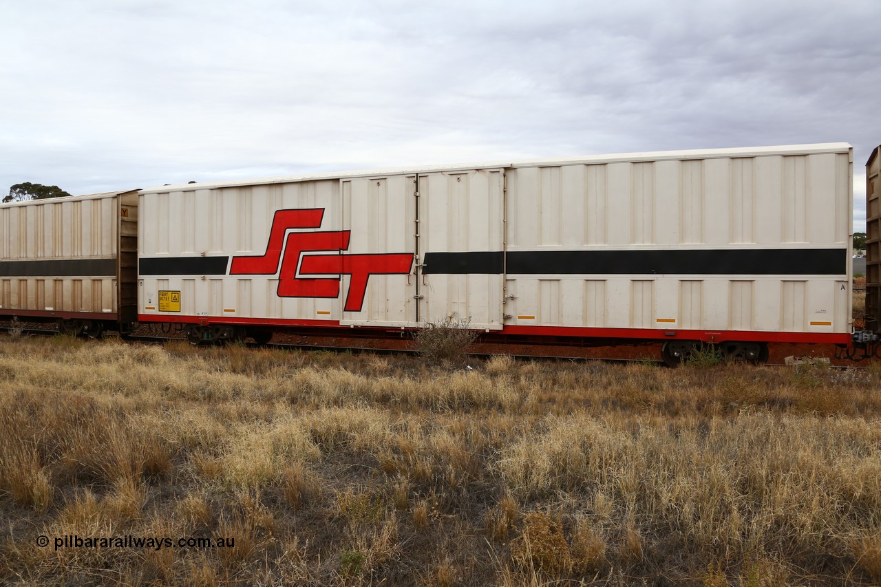 160524 3655
Kalgoorlie, SCT train 2PM9 operating from Perth to Melbourne, PBHY type covered van PBHY 0075 Greater Freighter, built by CSR Meishan Rolling Stock Co China in 2014.
Keywords: PBHY-type;PBHY0075;CSR-Meishan-China;