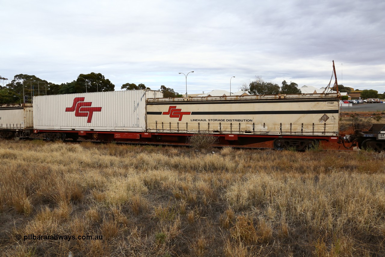 160524 3668
Kalgoorlie, SCT train 2PM9 operating from Perth to Melbourne, PQIY type 80' container flat PQIY 0014, one of forty units built by Gemco WA loaded with a 40' half height curtainsider SCT 1007 with a 40' flatrack on top C 97 and a 40' SCT box SCT 40206.
Keywords: PQIY-type;PQIY0014;Gemco-WA;