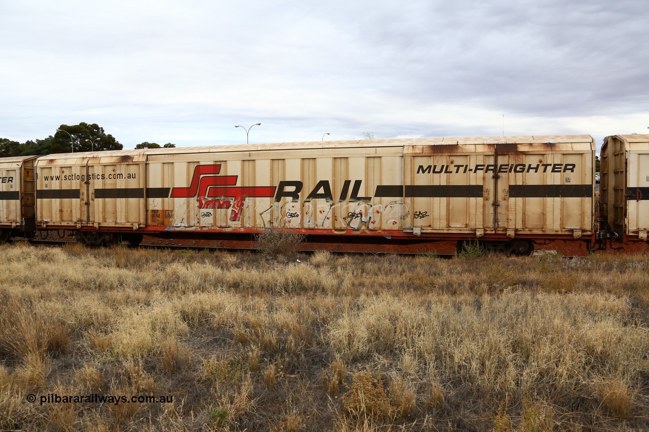 160524 3673
Kalgoorlie, SCT train 2PM9 operating from Perth to Melbourne, PBGY type covered van PBGY 0074 Multi-Freighter, one of eighty two waggons built by Queensland Rail Redbank Workshops in 2005.
Keywords: PBGY-type;PBGY0074;Qld-Rail-Redbank-WS;