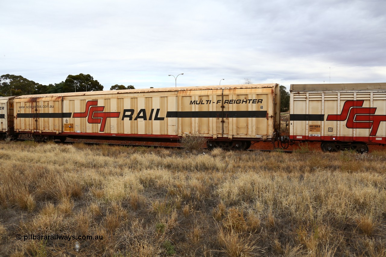 160524 3682
Kalgoorlie, SCT train 2PM9 operating from Perth to Melbourne, PBGY type covered van PBGY 0094 Multi-Freighter, one of eighty units built by Gemco WA.
Keywords: PBGY-type;PBGY0094;Gemco-WA;