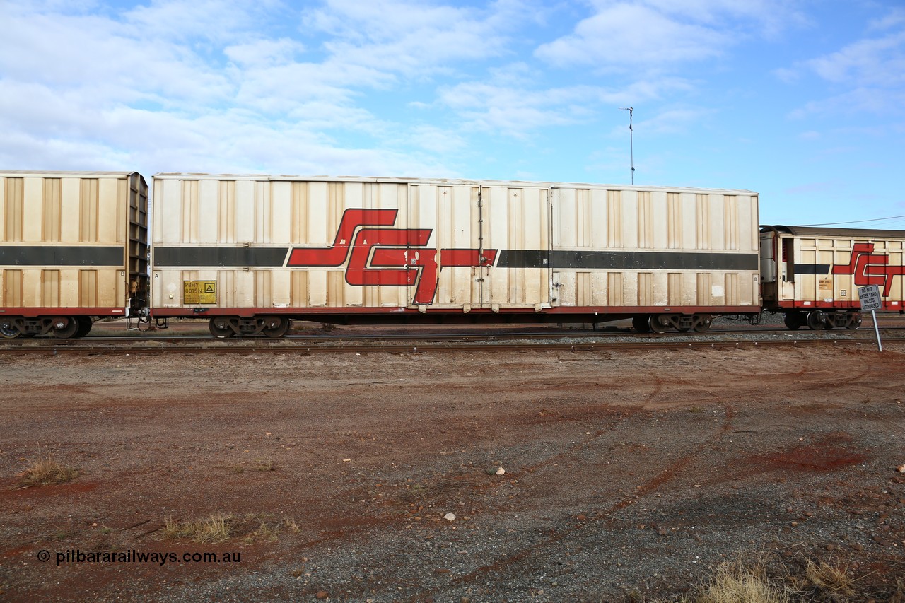 160525 4563
Parkeston, SCT train 3PG1 which operates from Perth to Parkes NSW (Goobang Junction), PBHY type covered van PBHY 0015 Greater Freighter, one of thirty five units built by Gemco WA in 2005 without the Greater Freighter signage.
Keywords: PBHY-type;PBHY0015;Gemco-WA;