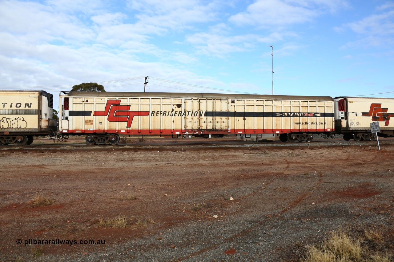 160525 4566
Parkeston, SCT train 3PG1 which operates from Perth to Parkes NSW (Goobang Junction), ARBY type ARBY 2837 refrigerated box van converted by Gemco WA from former ANR Carmor Engineering SA 1976 built VFX type covered van which were recoded to ABFX/Y in later years.
Keywords: ARBY-type;ARBY2837;Carmor-Engineering-SA;VFX-type;ABFY-type;Gemco-WA;