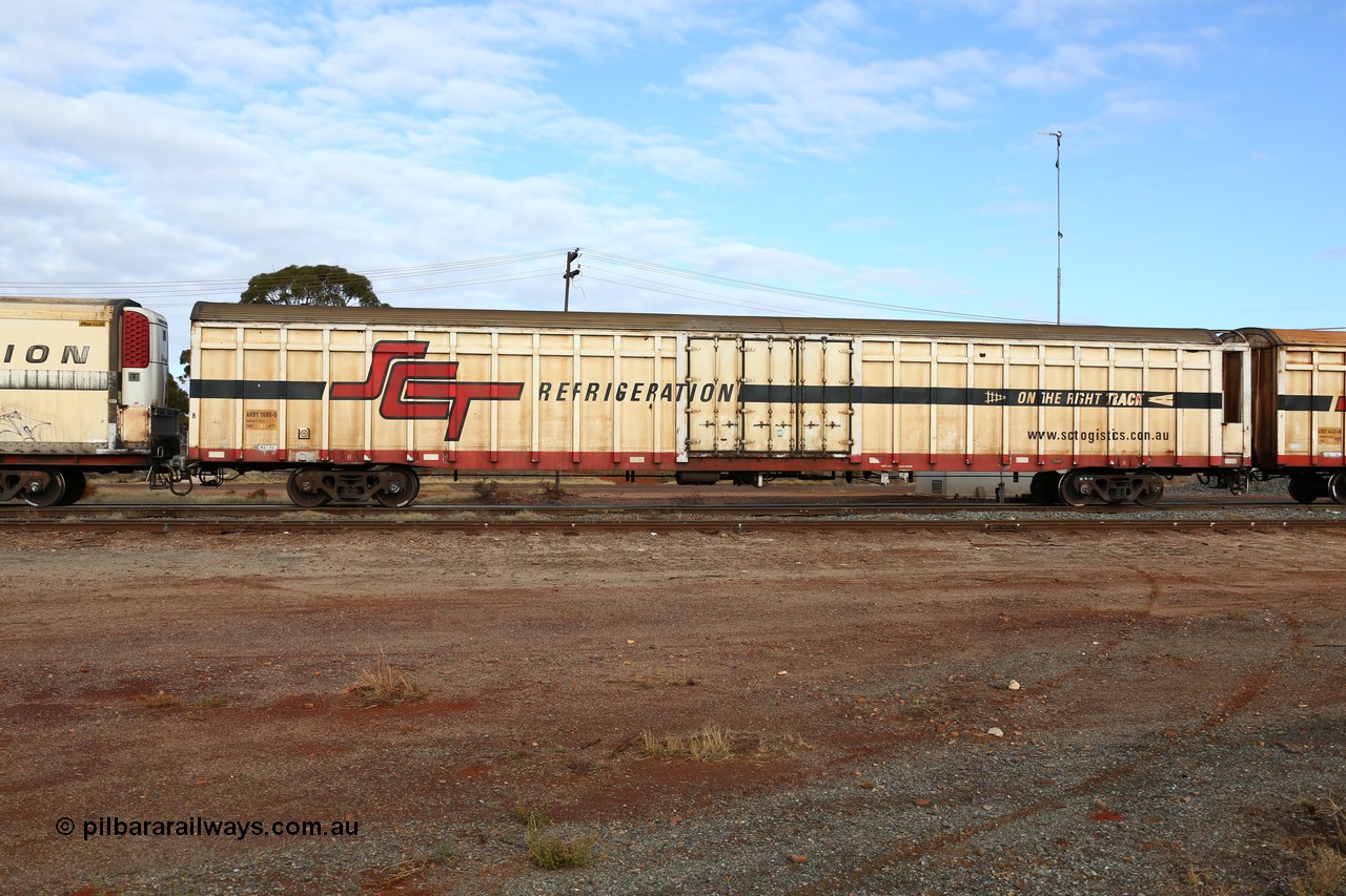 160525 4576
Parkeston, SCT train 3PG1 which operates from Perth to Parkes NSW (Goobang Junction), ARBY type ARBY 2686 refrigerated van, originally built by Comeng NSW in 1973 as a VFX type covered van for Commonwealth Railways, recoded to ABFX, ABGY and finally converted from ABFY by Gemco WA in 2004/05 to ARBY.
Keywords: ARBY-type;ARBY2686;Comeng-NSW;VFX-type;