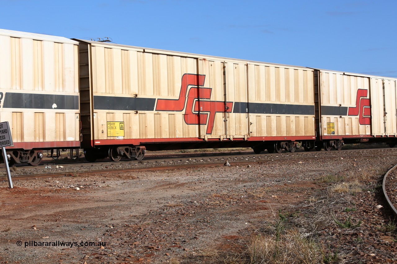 160525 4599
Parkeston, SCT train 3PG1 which operates from Perth to Parkes NSW (Goobang Junction), PBHY type covered van PBHY 0036 Greater Freighter, one of a second batch of thirty units built by Gemco WA without the Greater Freighter signage.
Keywords: PBHY-type;PBHY0056;Gemco-WA;
