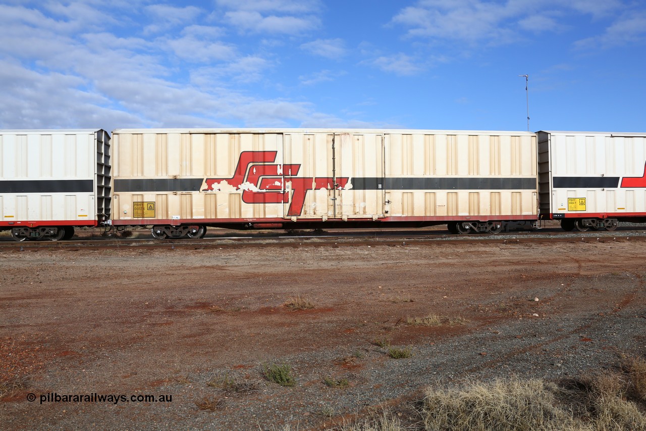 160525 4615
Parkeston, SCT train 3PG1 which operates from Perth to Parkes NSW (Goobang Junction), PBHY type covered van PBHY 0017 Greater Freighter, one of thirty five units built by Gemco WA in 2005 without the Greater Freighter signage.
Keywords: PBHY-type;PBHY0017;Gemco-WA;
