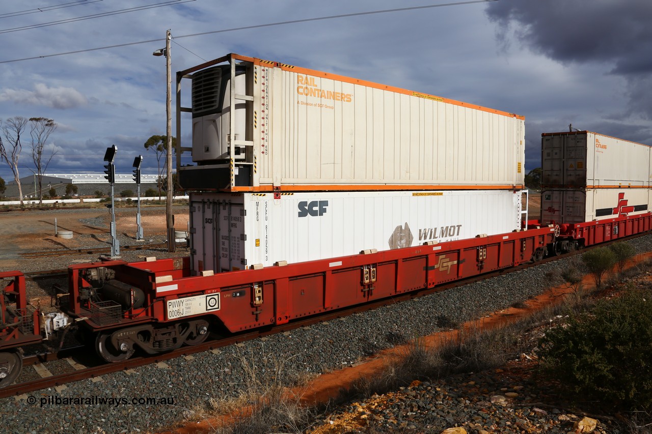 160526 5306
West Kalgoorlie, SCT train 3MP9 operating from Melbourne to Perth, PWWY type PWWY 0006 one of forty well waggons built by Bradken NSW for SCT, loaded with two 48' reefers, MFRG type former Wilmot Freeze Haul now SCF reefer SCFU 814059 and MFR3 type Rail Containers SCFU 811018.
Keywords: PWWY-type;PWWY0006;Bradken-NSW;