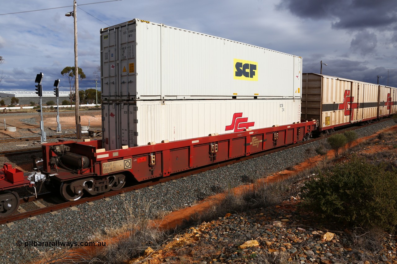 160526 5326
West Kalgoorlie, SCT train 3MP9 operating from Melbourne to Perth, PWWY type PWWY 0001 type leader of forty well waggons built by Bradken NSW for SCT, loaded with a 48' SCT reefer SCTR 214 and a fresh looking 48' MFG1 type container SCF unit SCFU 414041 with SCT decals.
Keywords: PWWY-type;PWWY0001;Bradken-NSW;