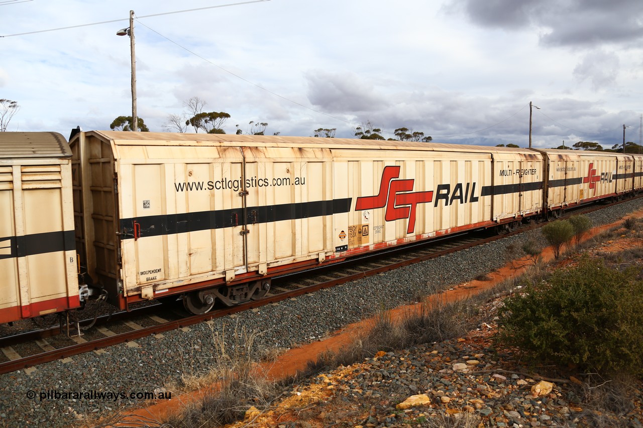 160526 5338
West Kalgoorlie, SCT train 3MP9 operating from Melbourne to Perth, PBGY type covered van PBGY 0153 Multi-Freighter, one of eighty units built by Gemco WA, with Independent Brake signage.
Keywords: PBGY-type;PBGY0153;Gemco-WA;