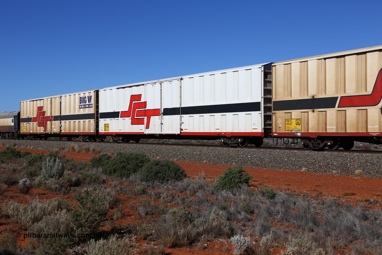 160527 5527
Blamey crossing loop at the 1692 km, SCT train 5PM9 operating from Perth to Melbourne, PBHY type covered van PBHY 0098 Greater Freighter, built by CSR Meishan Rolling Stock Co China in 2014 without the Greater Freighter signage.
Keywords: PBHY-type;PBHY0098;CSR-Meishan-China;