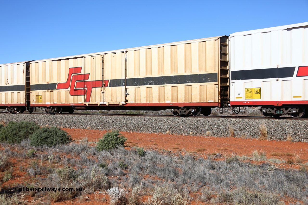 160527 5534
Blamey crossing loop at the 1692 km, SCT train 5PM9 operating from Perth to Melbourne, PBHY type covered van PBHY 0030 Greater Freighter, one of thirty five units built by Gemco WA in 2005 without the Greater Freighter signage.
Keywords: PBHY-type;PBHY0030;Gemco-WA;