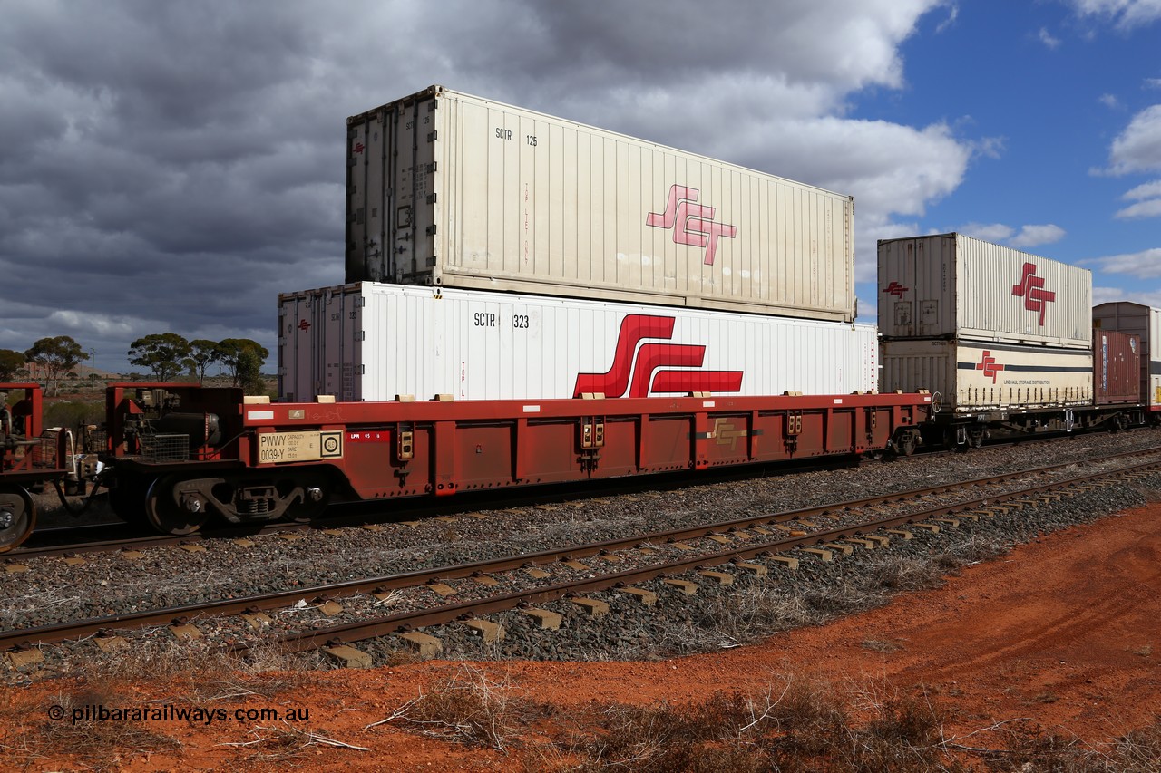 160529 8884
Parkeston, SCT train 6MP9 operating from Melbourne to Perth, PWWY type PWWY 0039 one of forty well waggons built by Bradken NSW for SCT, loaded with an SCT 48' reefer unit SCTR 323 and an SCT 40' reefer unit SCTR 125.
Keywords: PWWY-type;PWWY0039;Bradken-NSW;