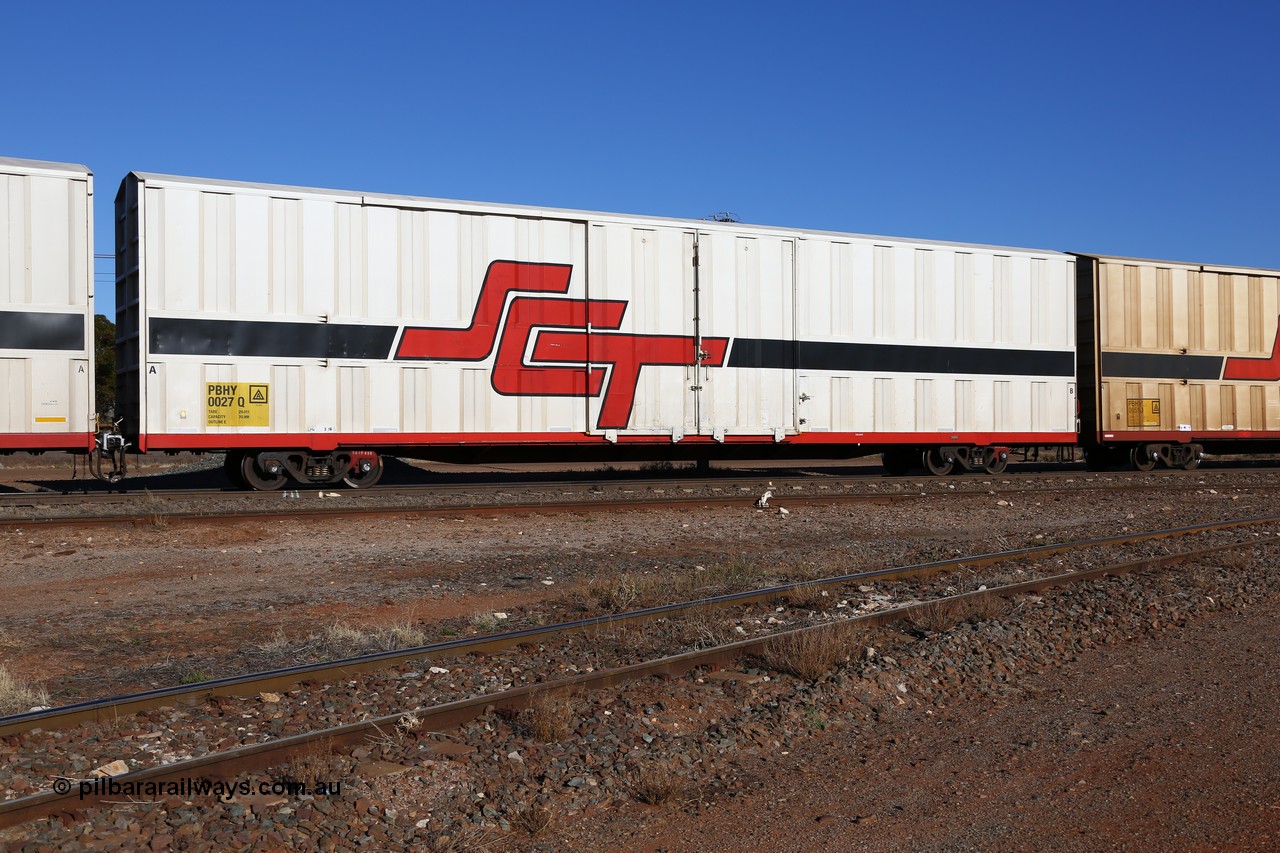 160530 9101
Parkeston, SCT train 1PM9 operates mostly empty from Perth to Melbourne, PBHY type covered van PBHY 0027 Greater Freighter, one of thirty five units built by Gemco WA in 2005 without the Greater Freighter signage.
Keywords: PBHY-type;PBHY0027;Gemco-WA;