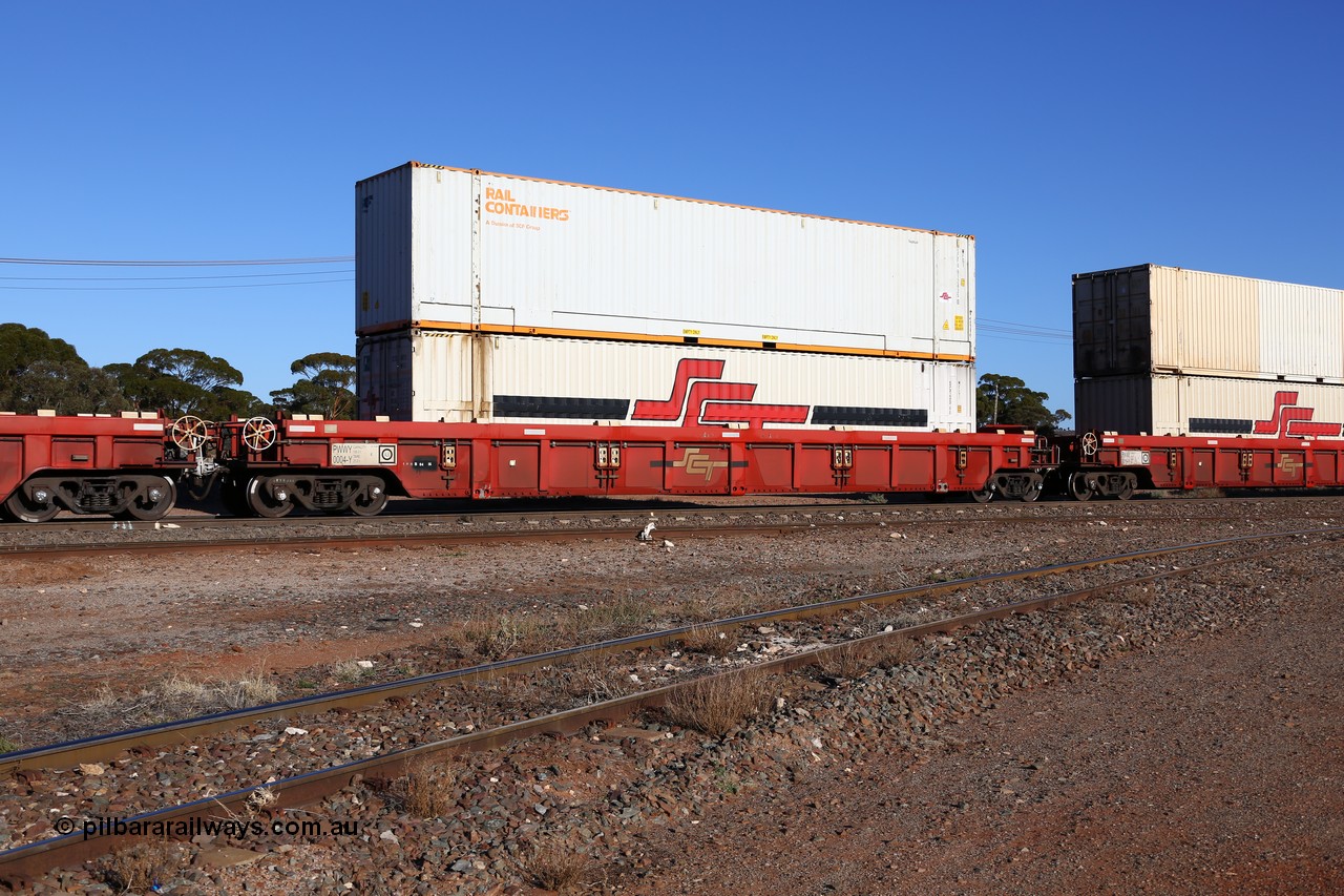 160530 9115
Parkeston, SCT train 1PM9 operates mostly empty from Perth to Melbourne, PWWY type PWWY 0004 one of forty well waggons built by Bradken NSW for SCT, loaded with two 48' MFG1 type boxes, SCTDS 4855 and Rail Containers SCFU 912435 with SCT decals.
Keywords: PWWY-type;PWWY0004;Bradken-NSW;