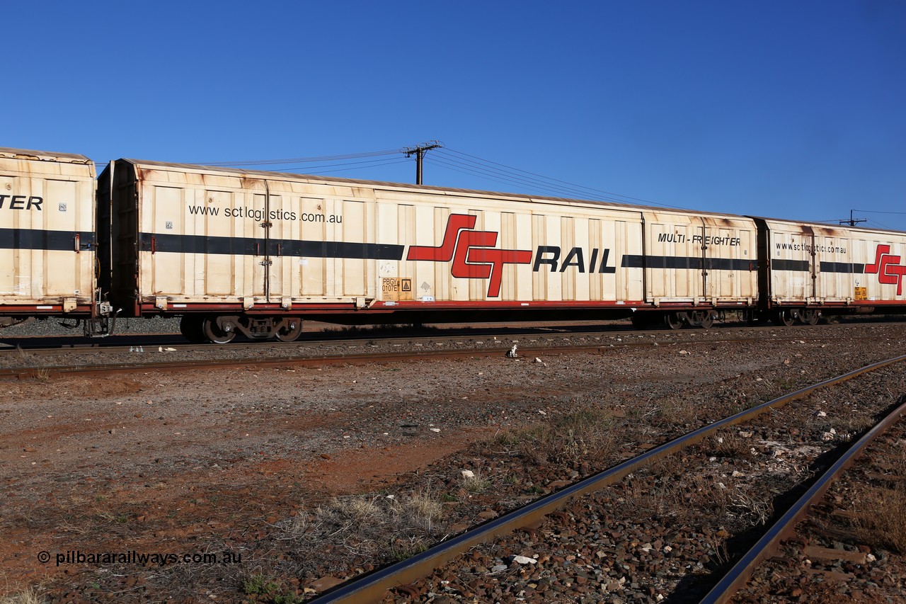 160530 9184
Parkeston, SCT train 7GP1 which operates from Parkes NSW (Goobang Junction) to Perth, PBGY type covered van PBGY 0107 Multi-Freighter, one of eighty units built by Gemco WA.
Keywords: PBGY-type;PBGY0107;Gemco-WA;