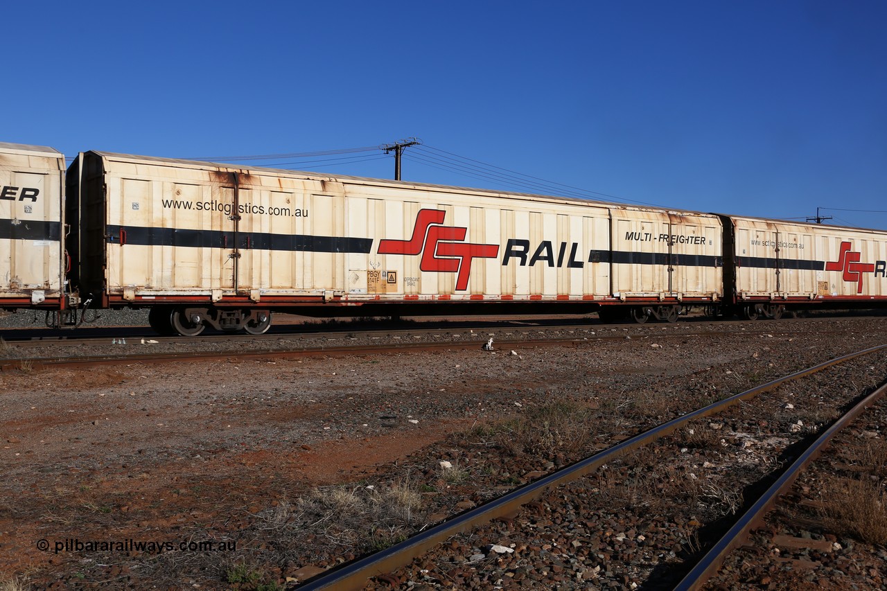 160530 9185
Parkeston, SCT train 7GP1 which operates from Parkes NSW (Goobang Junction) to Perth, PBGY type covered van PBGY 0141 Multi-Freighter, one of eighty units built by Gemco WA, with Independent Brake signage.
Keywords: PBGY-type;PBGY0141;Gemco-WA;