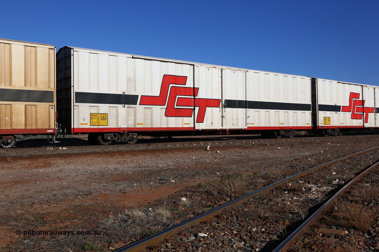 160530 9205
Parkeston, SCT train 7GP1 which operates from Parkes NSW (Goobang Junction) to Perth, PBHY type covered van PBHY 0090 Greater Freighter, built by CSR Meishan Rolling Stock Co China in 2014 without the Greater Freighter signage.
Keywords: PBHY-type;PBHY0090;CSR-Meishan-China;