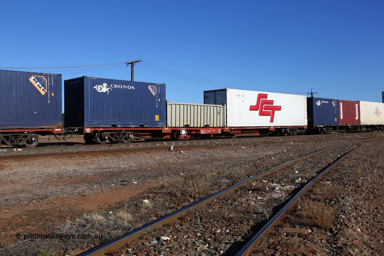 160530 9224
Parkeston, SCT train 7GP1 which operates from Parkes NSW (Goobang Junction) to Perth, Gemco WA built PQIY type 80' container flat PQIY 0003 loaded with an SCT 40' RFRA type reefer SCTR 138, a half height open top 20' WH 28 and a 20' 2EG1 type Cronos box CXSU 111413.
Keywords: PQIY-type;PQIY0003;Gemco-WA;