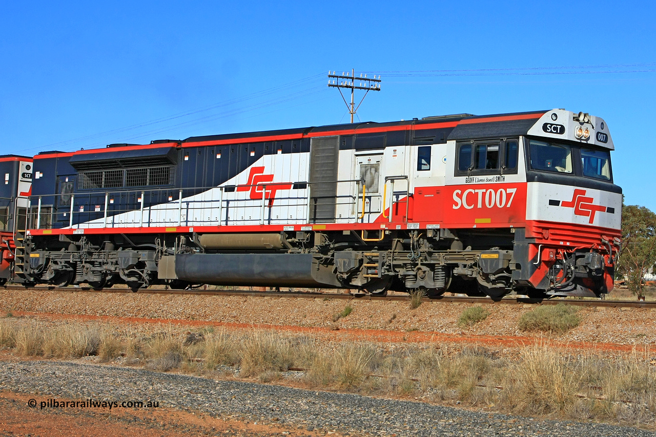 100603 8959
Parkeston, SCT's 3MP9 service operating from Melbourne to Perth with EDI Downer built EMD model GT46C-ACe unit SCT 007 'Geoff (James Bond) Smith' serial 97-1731 leading SCT 002 and 74 waggons for 5674 tonnes and 1782.1 metres in length. 1336 hrs on the 3rd of June 2010.
Keywords: SCT-class;SCT007;EDI-Downer;EMD;GT46C-ACe;07-1731;