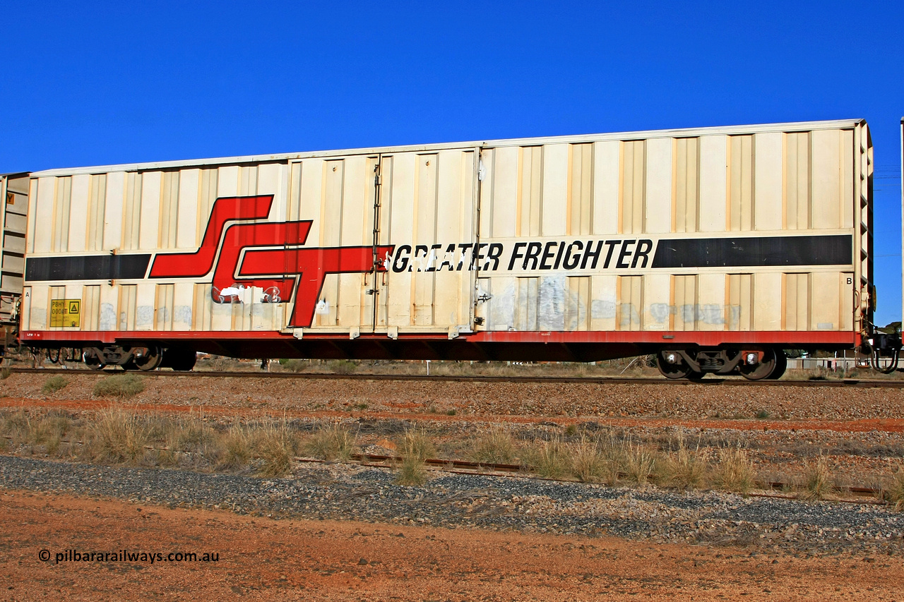 100603 8966
Parkeston, SCT train 3MP9, PBHY type covered van PBHY 0004 Greater Freighter, one of thirty five units built by Gemco WA in 2005.
Keywords: PBHY-type;PBHY0004;Gemco-WA;
