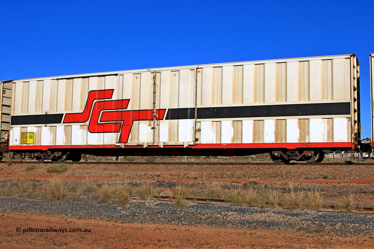 100603 8968
Parkeston, SCT train 3MP9, PBHY type covered van PBHY 0028 Greater Freighter, one of thirty five units built by Gemco WA in 2005 without the Greater Freighter signage.
Keywords: PBHY-type;PBHY0028;Gemco-WA;