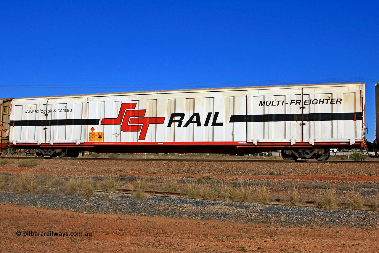 100603 8991
Parkeston, SCT train 3MP9, PBGY type covered van PBGY 0113 Multi-Freighter, one of eighty units built by Gemco WA in 2008, with Independent Brake signage.
Keywords: PBGY-type;PBGY0113;Gemco-WA;