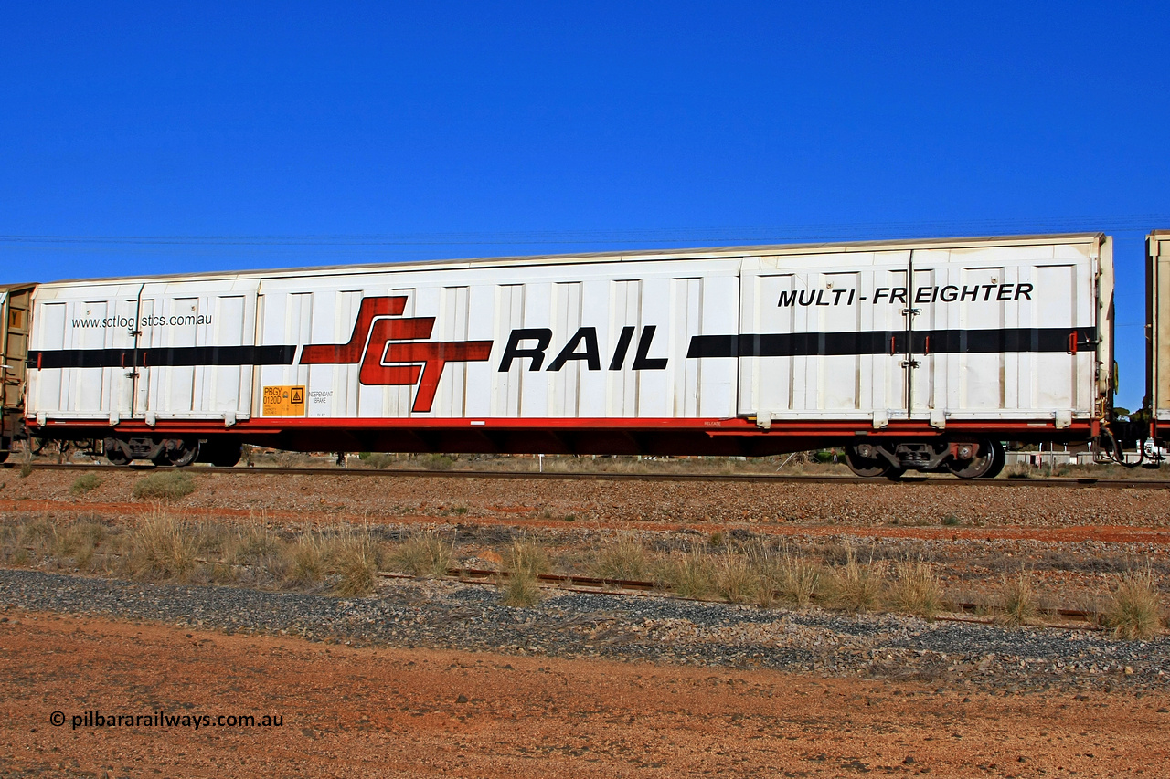 100603 9013
Parkeston, SCT train 3MP9, PBGY type covered van PBGY 0120 Multi-Freighter, one of eighty units built by Gemco WA in 2008, with Independent Brake signage.
Keywords: PBGY-type;PBGY0120;Gemco-WA;