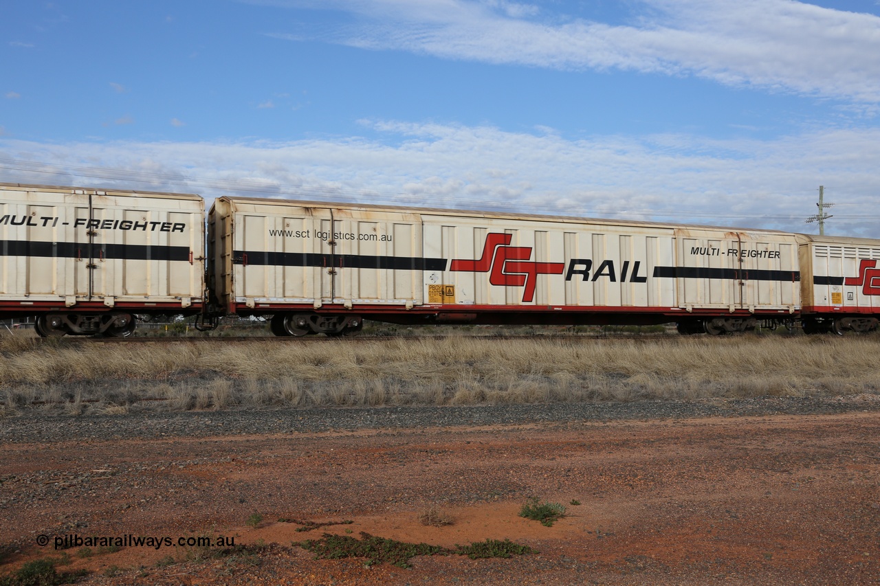 130710 1056
Parkeston, SCT train 3PG1, PBGY type covered van PBGY 0107 Multi-Freighter, one of eighty waggons from the second order built by Gemco WA for SCT.
Keywords: PBGY-type;PBGY0107;Gemco-WA;