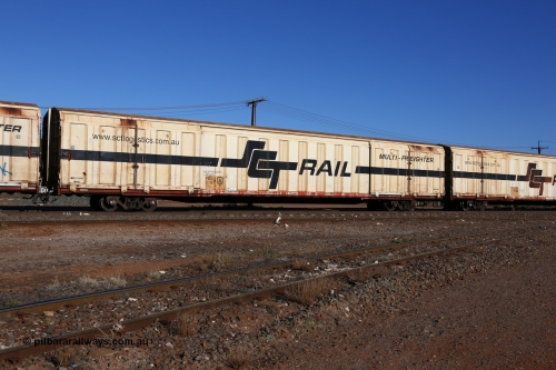 160530 9149
Parkeston, SCT train 1PM9 operates mostly empty from Perth to Melbourne, PBGY type covered van PBGY 0119 Multi-Freighter, one of eighty units built by Gemco WA, with Independent Brake signage.
Keywords: PBGY-type;PBGY0119;Gemco-WA;