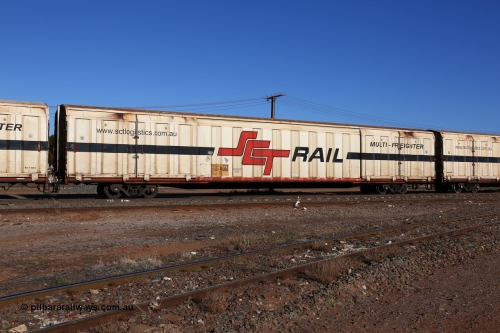 160530 9152
Parkeston, SCT train 1PM9 operates mostly empty from Perth to Melbourne, PBGY type covered van PBGY 0158 Multi-Freighter, one of eighty units built by Gemco WA, with Independent Brake signage.
Keywords: PBGY-type;PBGY0158;Gemco-WA;