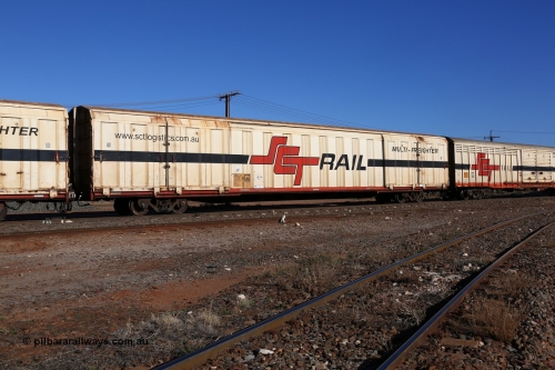 160530 9231
Parkeston, SCT train 7GP1 which operates from Parkes NSW (Goobang Junction) to Perth, PBGY type covered van PBGY 0105 Multi-Freighter, one of eighty units built by Gemco WA.
Keywords: PBGY-type;PBGY0105;Gemco-WA;