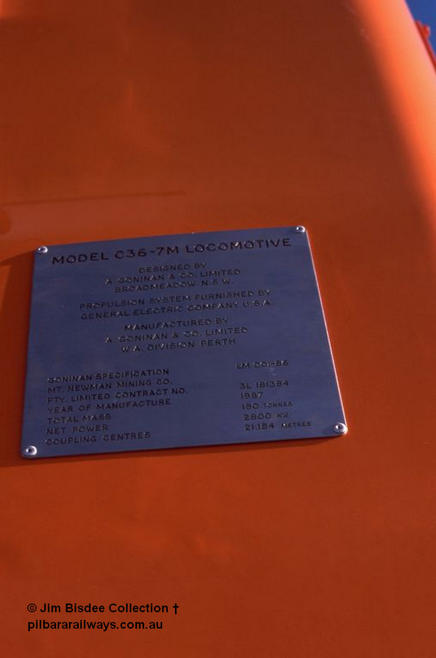 5948 001 Welshpool 1987Jan
Builders plate on Goninan rebuilt GE C36-7M unit 5506 'Mt Whaleback' serial 4839-01 / 87-071 rebuilt using Mt Newman Mining AE Goodwin ALCo C636 5455 serial G6012-4. January 1987.
Jim Bisdee photo.
Keywords: 5506;Goninan;GE;C36-7M;4839-01/87-071;rebuild;AE-Goodwin;ALCo;C636;5455;G6012-4;