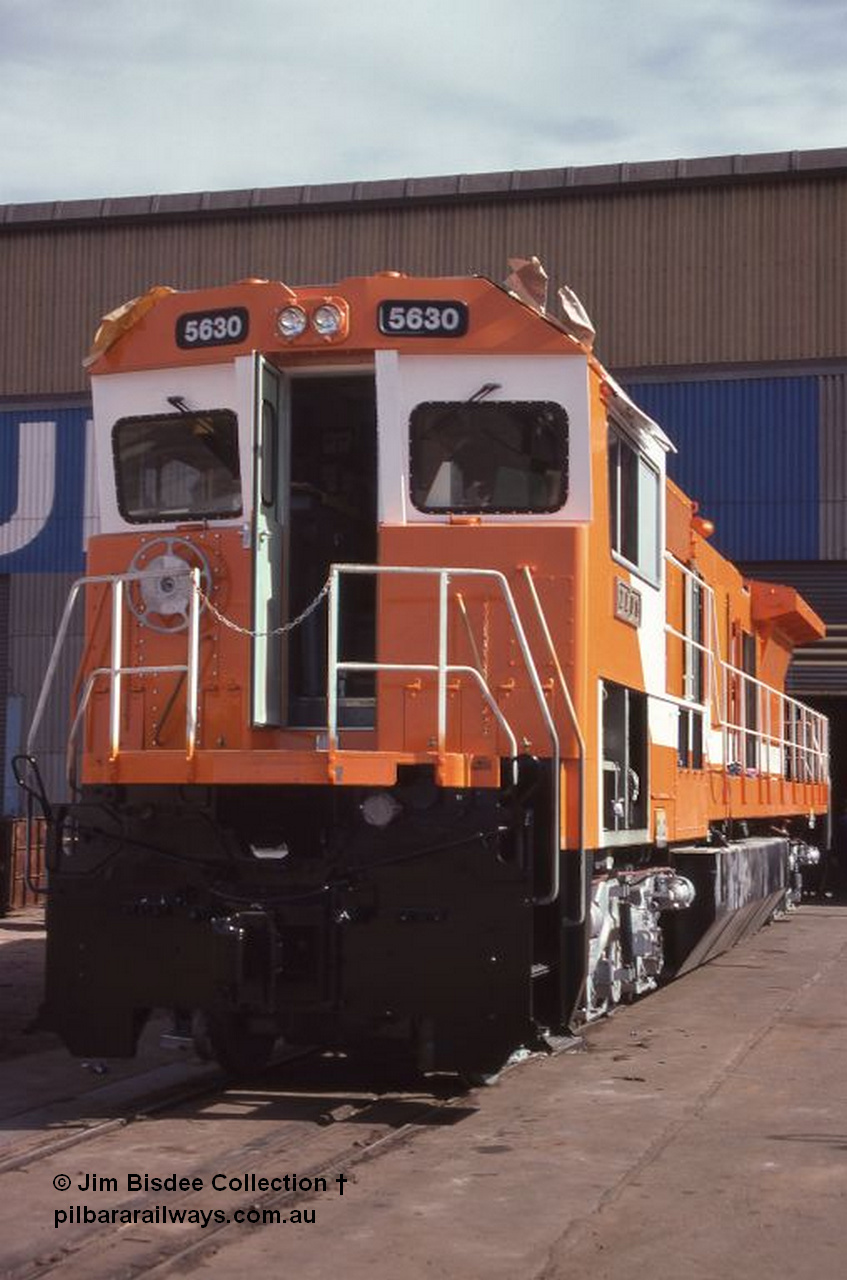 6996 001 Welshpool 19880819
Welshpool, Goninan workshops, under construction Mt Newman Mining's GE model CM39-8 loco 5630 'Zeus' serial 5831-09 / 88-079, 19th August 1988 image.
Jim Bisdee photo.
Keywords: 5630;Goninan;GE;CM39-8;5831-09/88-079;