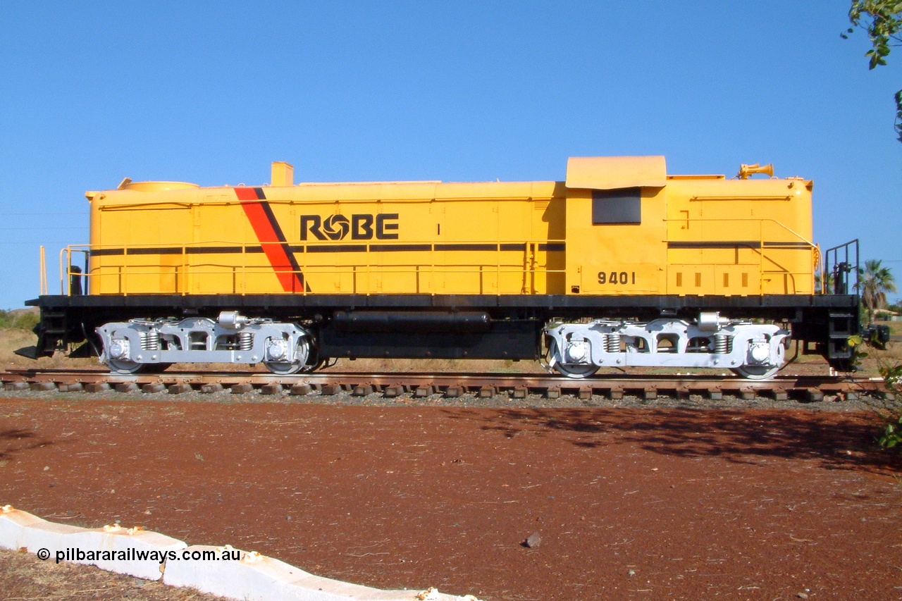 041014 075704r
Wickham town entry statement, former Cliffs Robe River Iron Associates RSD-3 model ALCo locomotive built by Montreal Locomotive Works (MLW) in 1951 for NSWGR as the 40 class 4006 serial 77737, purchased by CRRIA in 1971 and numbered 261.001, then 1700 and finally 9401. It has been repainted into Robe colours and was donated to the local Lions' Club when retired and displayed as an entry statement to the township. Thursday 14th October 2004.
Keywords: 9401;MLW;ALCo;RSD3;77737;40-class;4006