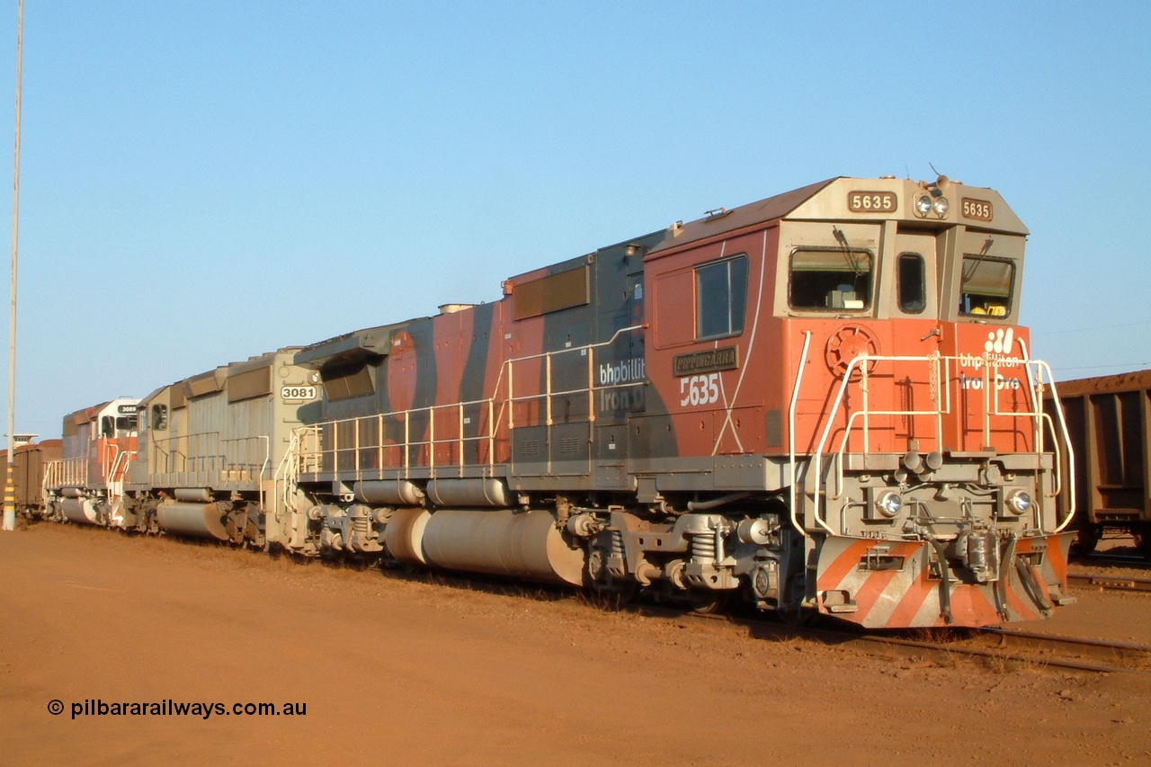 041016 170918r
Nelson Point Car Dumper 3 roads BHP Billiton Goninan GE rebuild CM40-8M 5635 'Pippingarra' serial 8151-09 / 91-121 leads EMD SD40-2 3081 and SD40R 3089 awaiting their turn to spot through dumper 3 16th October 2004.
Keywords: 5635;Goninan;GE;CM40-8M;8151-09/91-121;rebuild;AE-Goodwin;ALCo;C636;5460;G6035-1;