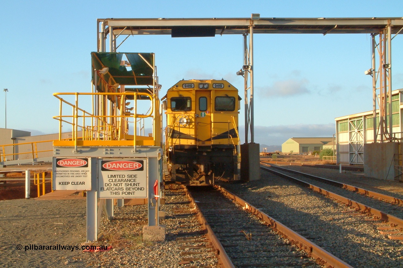 050109 182408r
Seven Mile workshop load testing bay, ex Robe River Goninan CM40-8M unit 9419 serial 8109-10/90-117. 9419 was originally ALCo built C630 serial 3486-3 of October 1967 for Chesapeake & Ohio as #2102. Bought by Robe River in January 1975, rebuilt by Goninan in 1990. Sunday 9th January 2005.
Keywords: 9419;Goninan;GE;CM40-8M;8109-10/90-117;rebuild;ALCo;Schenectady-NY;C630;C+O2102;3486-3;