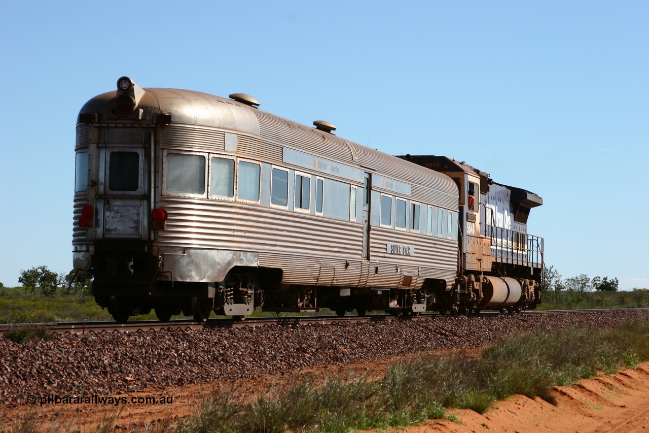 050625 3829
Node #2 at the 38 km on the GML sees BHP Goninan GE rebuilt model CM40-8M unit 5648 'Kwangyang Bay' serial 8412-06 / 93-139 long end leading the Sundowner along the main on its return to Hedland 25th June 2005.
Keywords: 5648;Goninan;GE;CM40-8M;8412-06/93-139;rebuild;AE-Goodwin;ALCo;M636C;5477;G6047-9;