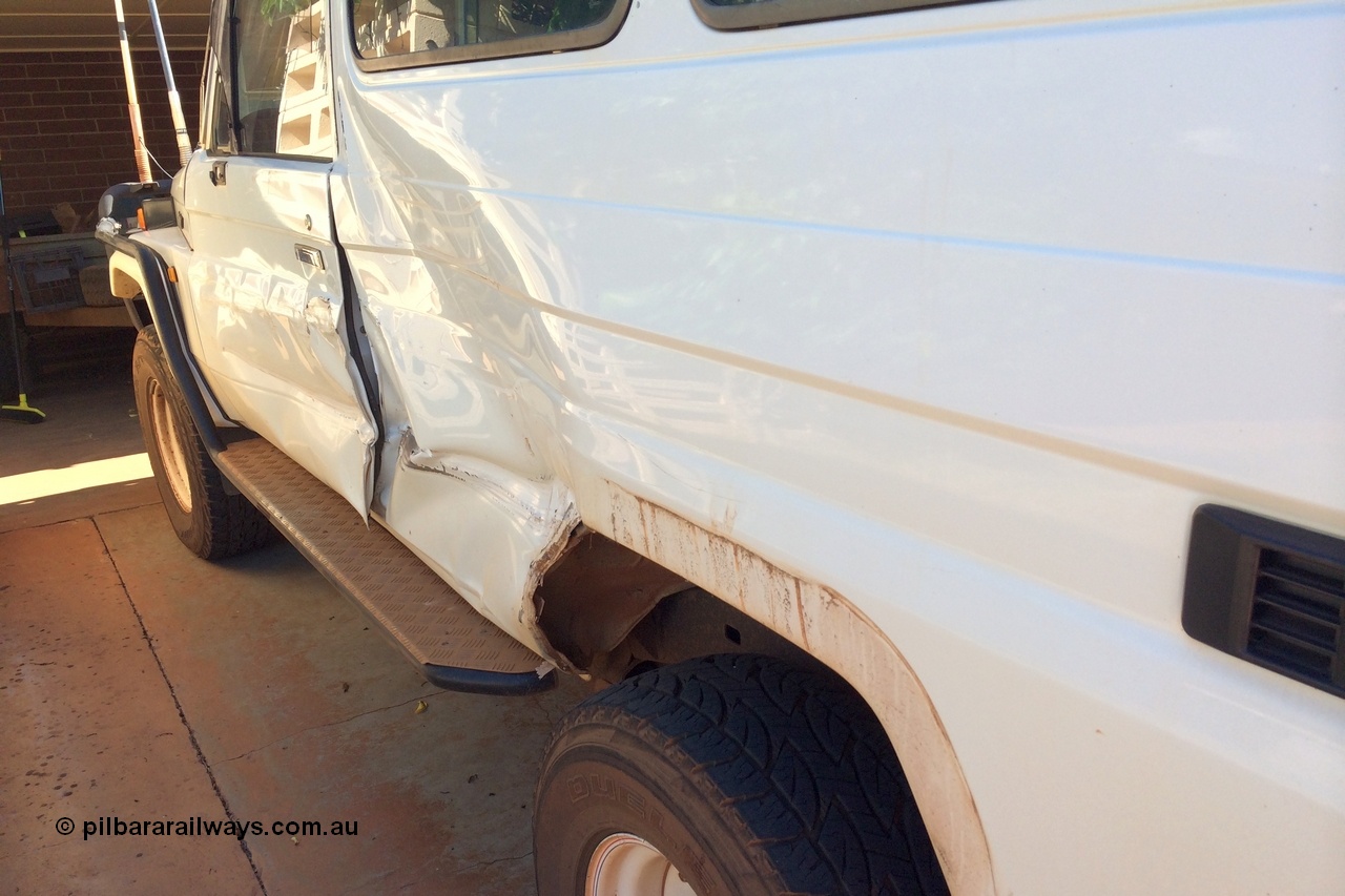 140317 0564r
Here's the Troopy at home showing the extensive damage that a little tree out Wittenoom way did, March 2014.
