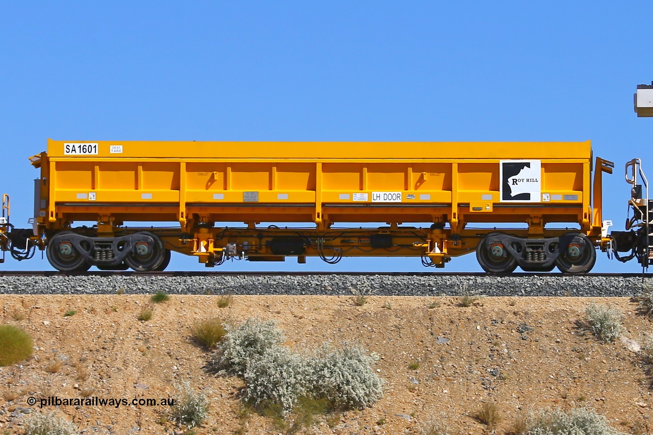 170727 9631r
Roy Hill side dump waggon, SA class SA 1601 one of ten built by China Southern Rail in Zhuzhou China, seen here on the BHP line flyover. 27th July 2017. [url=https://goo.gl/maps/HfzKEUc47Pv]View map here[/url].
Keywords: SA1601;China-Southern-Rail;