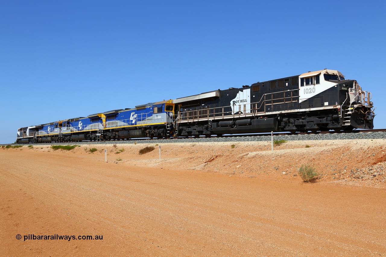 171222 1135
Ballast Spur A, Roy Hill's General Electric built ES44ACi units RHA 1020 serial 64301 and RHA 1007 cover the three CFCLA Goninan ALCo to GE rebuild units CM40-8M CD 4303, CD 4302 and CD 4301 during mainline load testing of the three lease units. 22nd December 2017.
Keywords: RHA-class;RHA1020;GE;ES44ACi;64301;