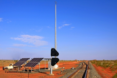 090915 2474r
Durack Siding location on the FMG line at the 98 km, looking south, this was a single ended spur. 15th of September 2009. Geodata [url=https://goo.gl/maps/aGN33mQJ1oXuZDEr6]location here[/url].
