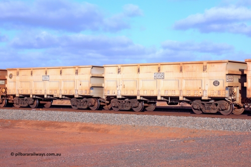 03997-04998 131126 3752
FMG 3997 and 4998 at Boodarie on an empty train, November 26, 2013. Large order of 992 waggons numbered from 3007 slave and 4008 control up to 3997 slave and 4998 control built by CNR QRRS Qiqihar Railway Rolling Stock Co. Ltd. between Nov 2010 to 2012.
Keywords: 3997-4998;CNR-QRRS-Qiqihar-Railway-Rolling-Stock-Co-Ltd;FMG-ore-waggon;